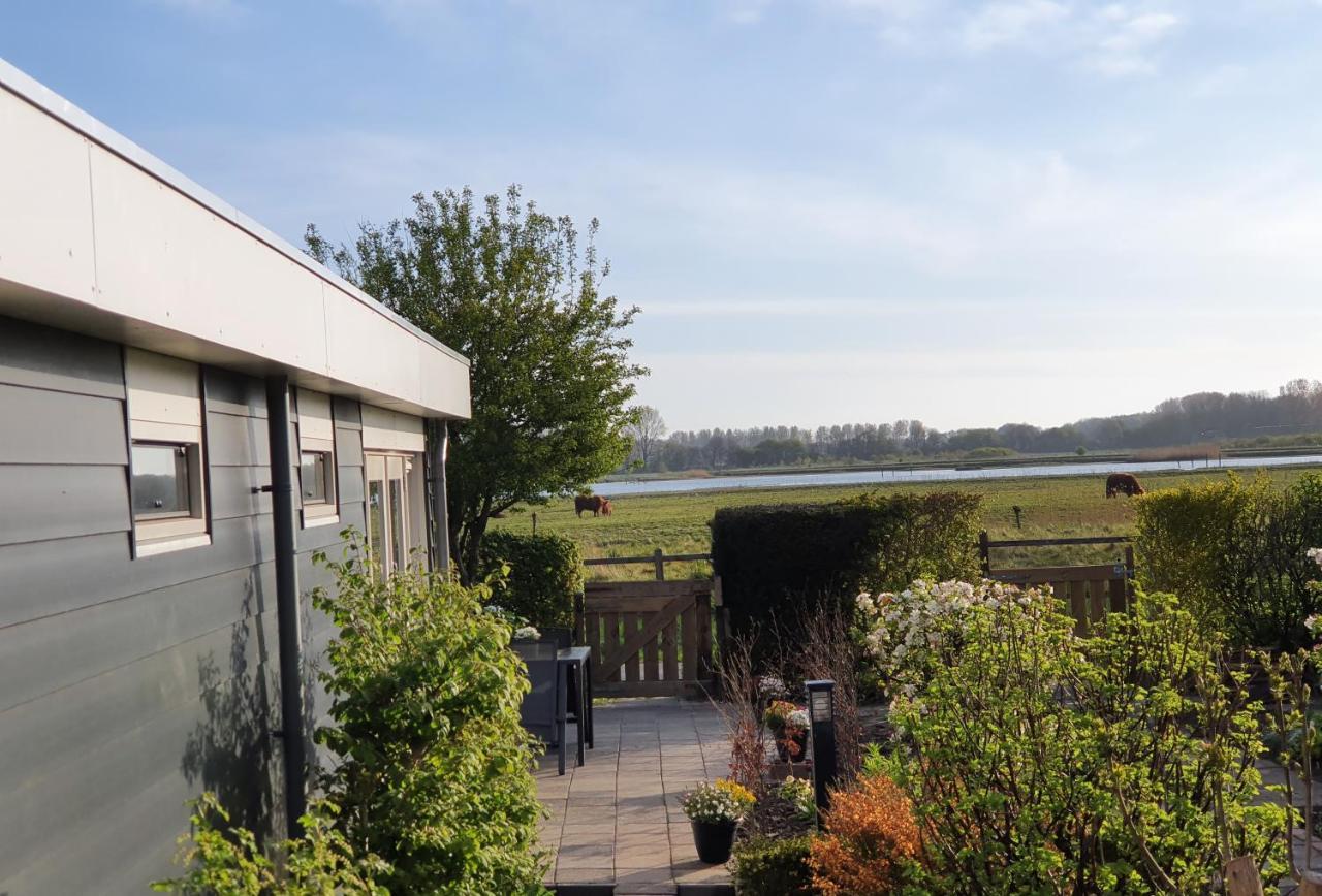Koedijk Cottage Geestmerambacht, Een Nieuw Vrijstaande Sfeervol En Landelijk Gelegen Vakantiewoning מראה חיצוני תמונה